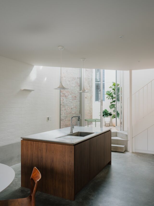 House in Newtown II by @architect.george

Good things come in small houses • Architect George explores the advantages of living, building (and even budgeting) small at House in Newtown II.

Words by Lara Chapman
Photography by @_clintonweaver

head to the link in bio to read more on Habitus Living – https://www.habitusliving.com/projects/architect-george-house-in-newtown-ii