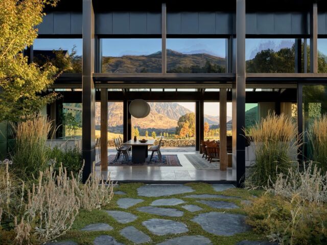 Speargrass House by @arentpykestudio

Sitting prettily sequestered in the mountains of New Zealand • Speargrass House by Arent&Pyke is close to, if not picture-perfect – a fitting addition to the 2024 Winnings x Habitus House of the Year shortlist.

Words by Saskia Neacsu
Photography by @smartanson

head to the link in bio to read more on Habitus Living – https://www.habitusliving.com/projects/arentpyke-speargrass-house